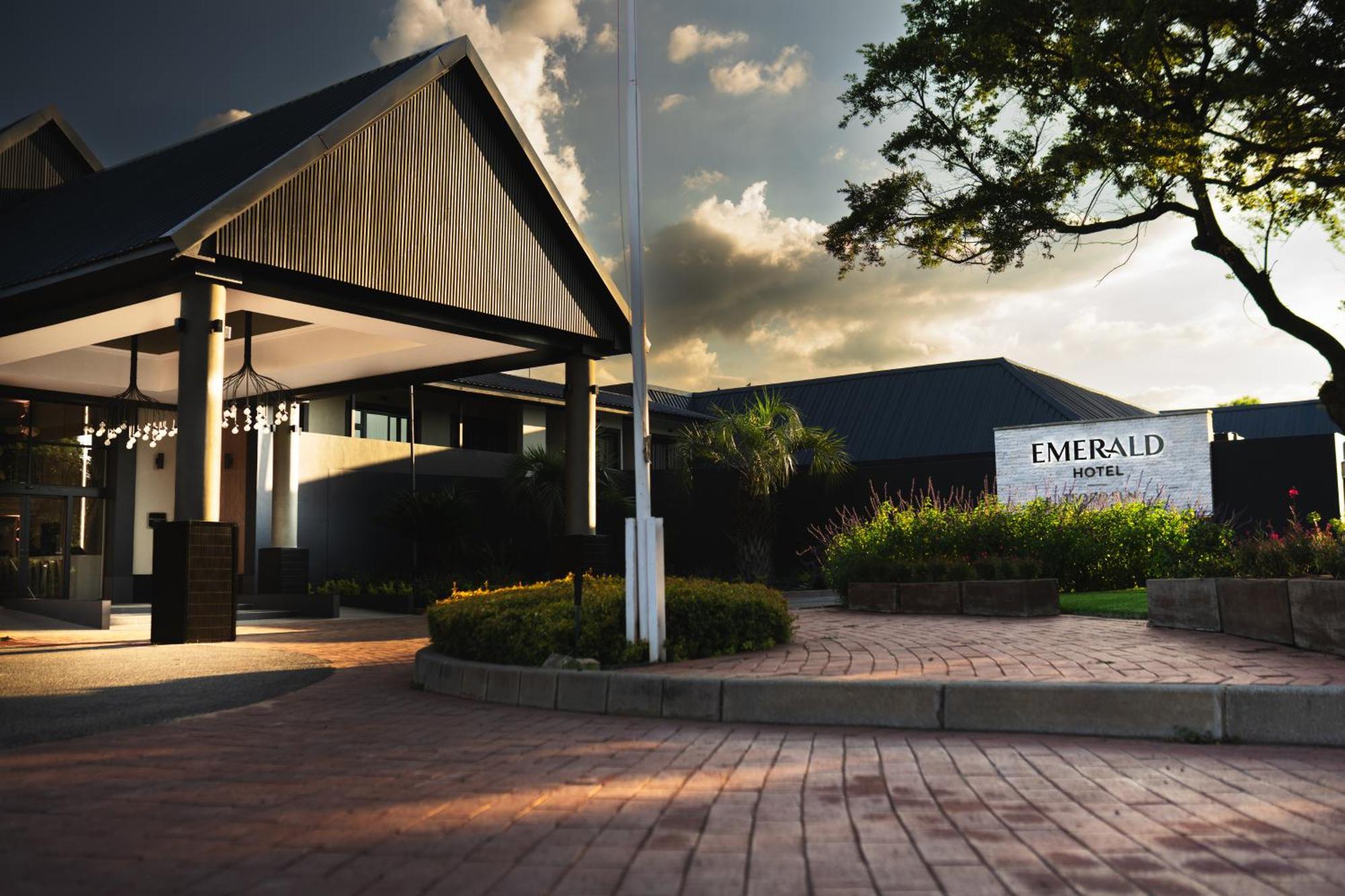 Emerald Resort & Casino Vanderbijlpark Buitenkant foto